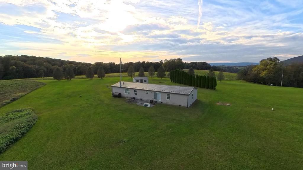 1819 LOWER BAILEY ROAD, NEWPORT, PA 17074