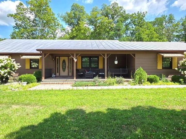450 Lagerham Lane, Frankfort, OH 45628