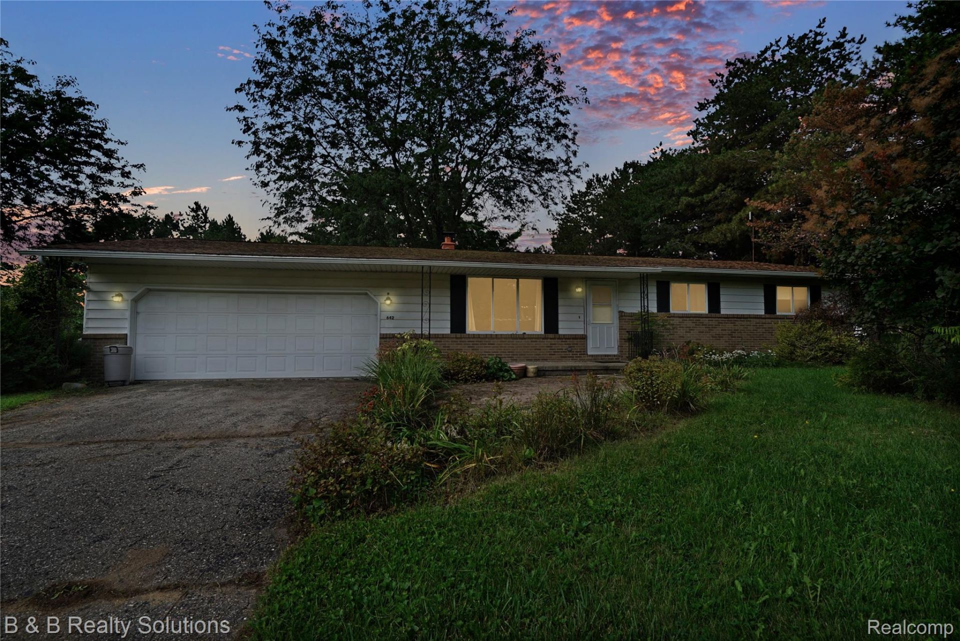 642 Westchester Drive, Caro, Mi 48723 Main Photo