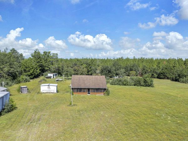 6049 Co Hwy 1087, DeFuniak Springs, FL 32433