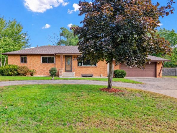 6516 Georgia Avenue N, Brooklyn Park, MN 55428
