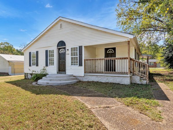 3206 Dyer St, Chattanooga, TN 37411