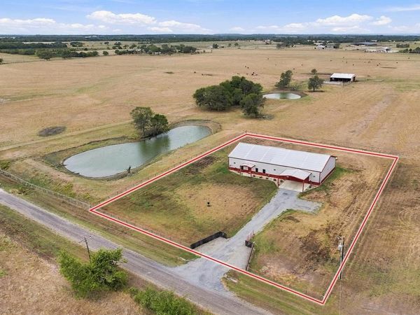 1126 Heritage Road , Gordonville, TX 76245
