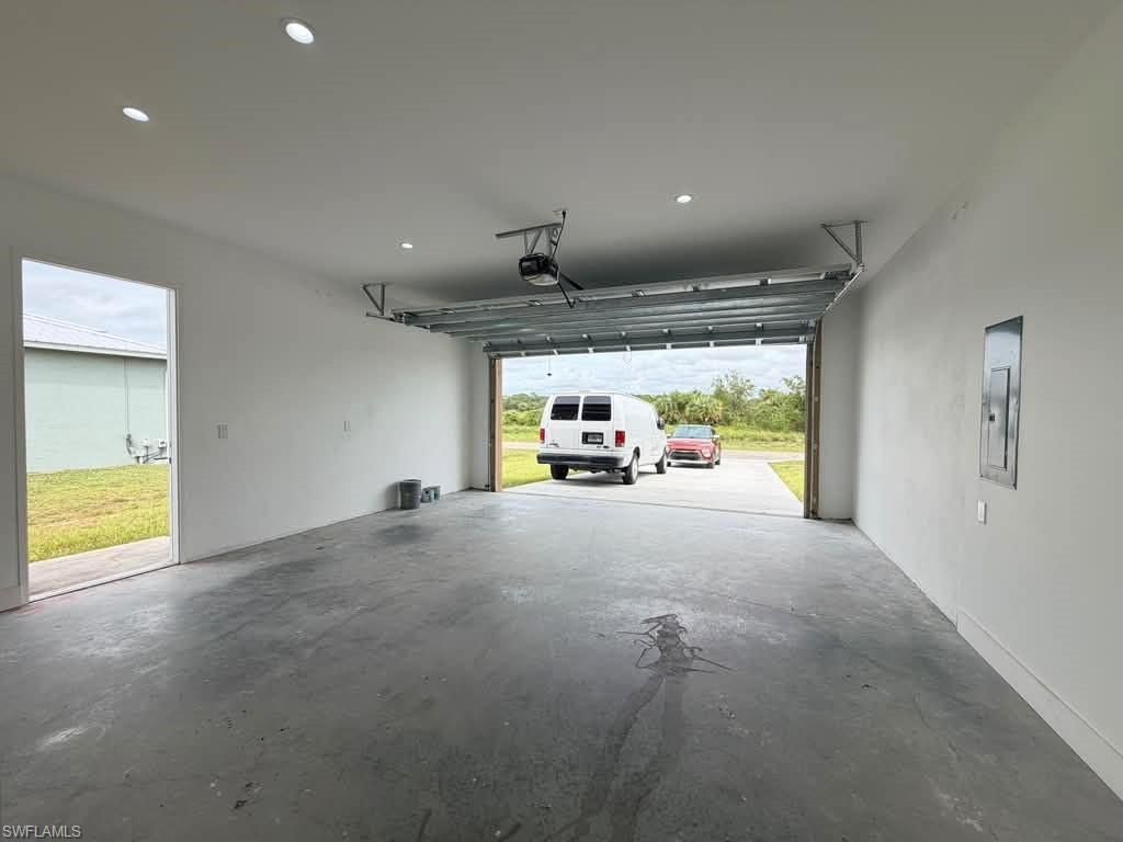129 Carousel Ave, Labelle, FL 33935 Photo