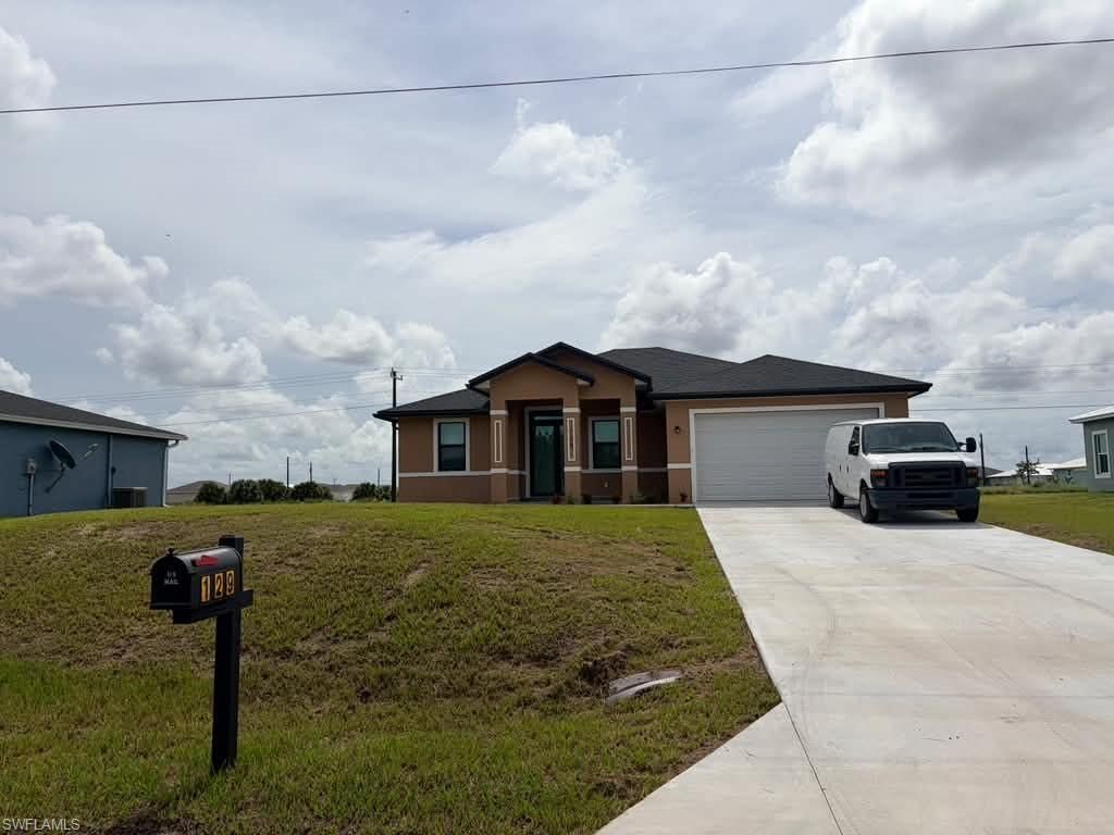 129 Carousel Ave, Labelle, FL 33935 Photo