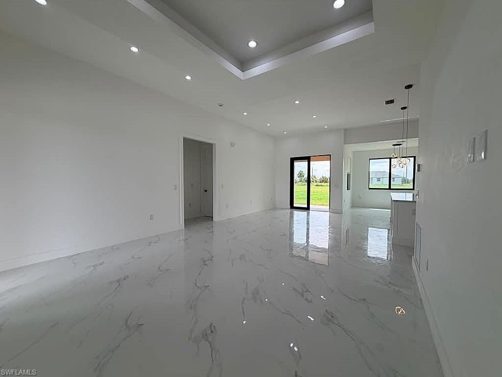 129 Carousel Ave, Labelle, FL 33935 Photo