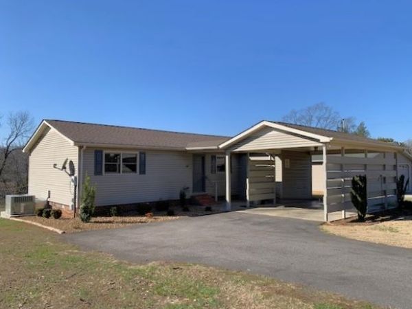 312 McKinney St , Estill Springs, TN 37330