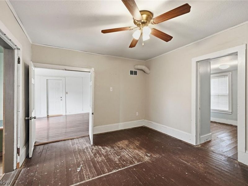 29 S High Street, Jeromesville, OH 44840 Photo 14