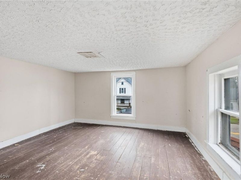 29 S High Street, Jeromesville, OH 44840 Photo 18
