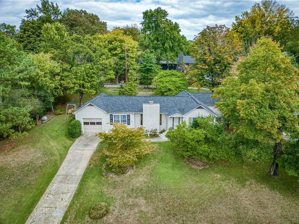 203 Kirby Court, Harrison, AR 72601
