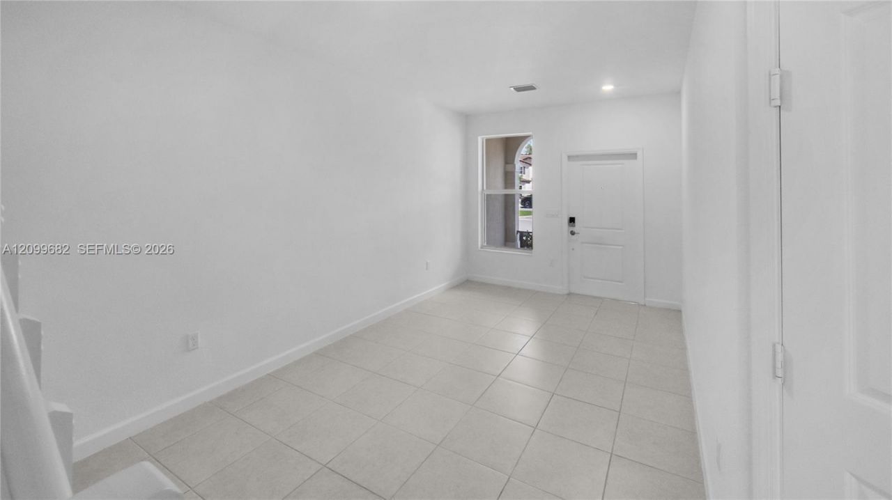5534 NW 27th Pl , Unit 1, Lauderhill, FL 33313 Photo
