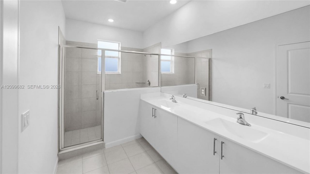 5534 NW 27th Pl , Unit 1, Lauderhill, FL 33313 Photo