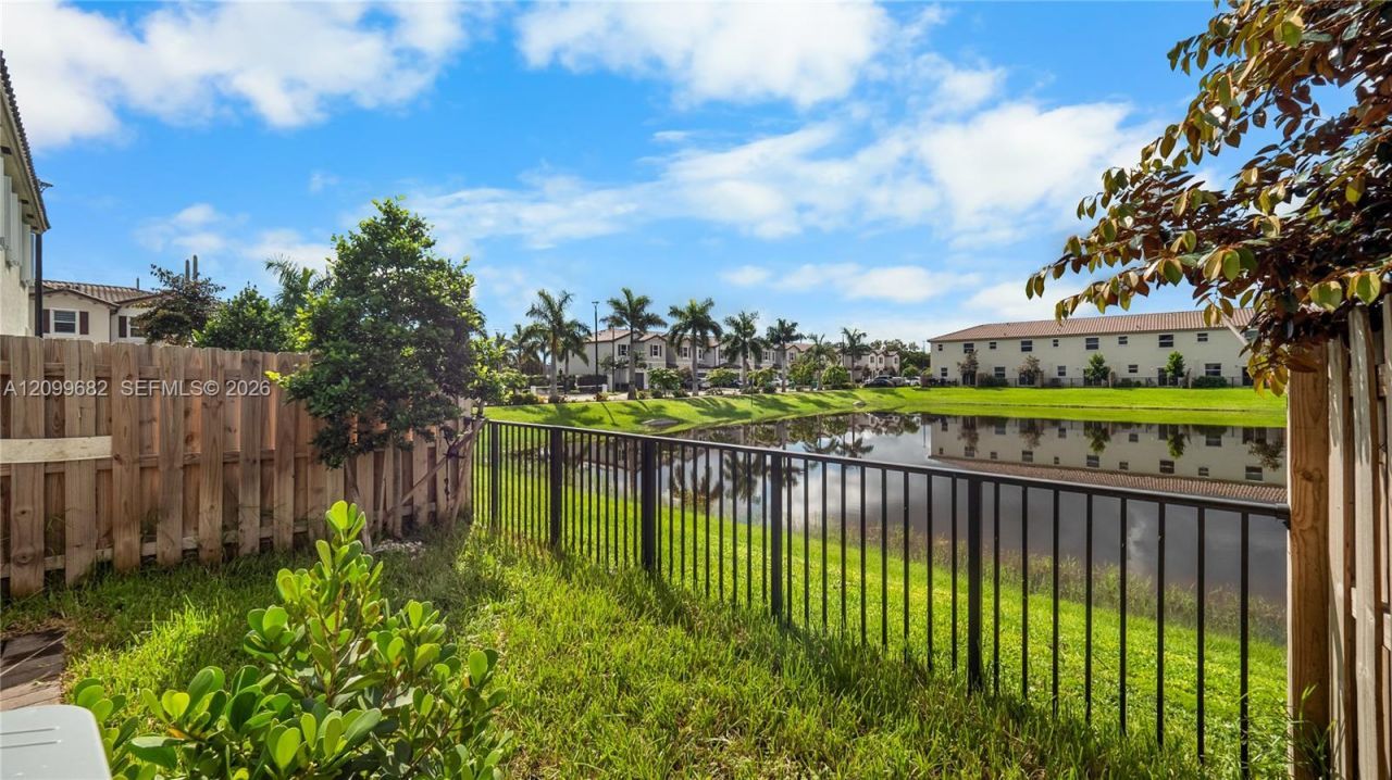 5534 NW 27th Pl , Unit 1, Lauderhill, FL 33313 Photo