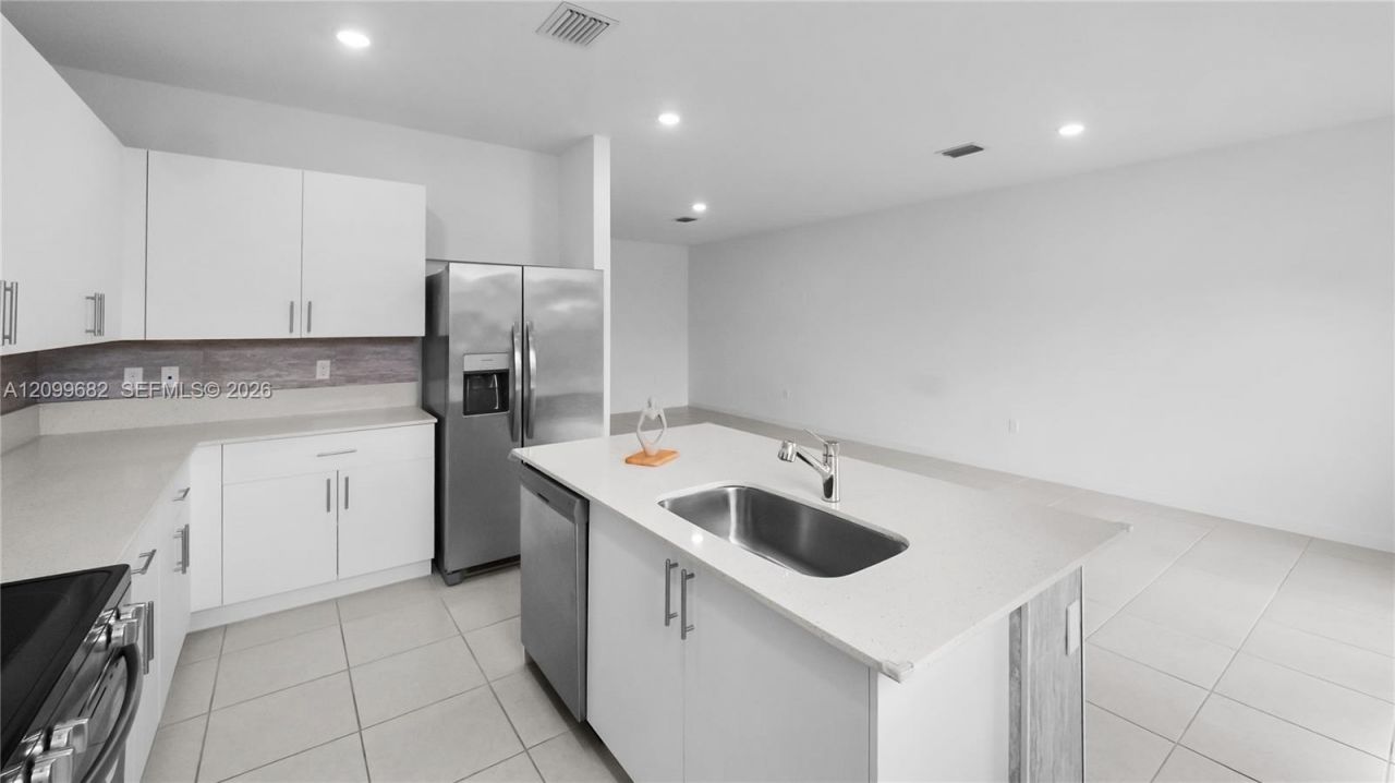 5534 NW 27th Pl , Unit 1, Lauderhill, FL 33313 Photo
