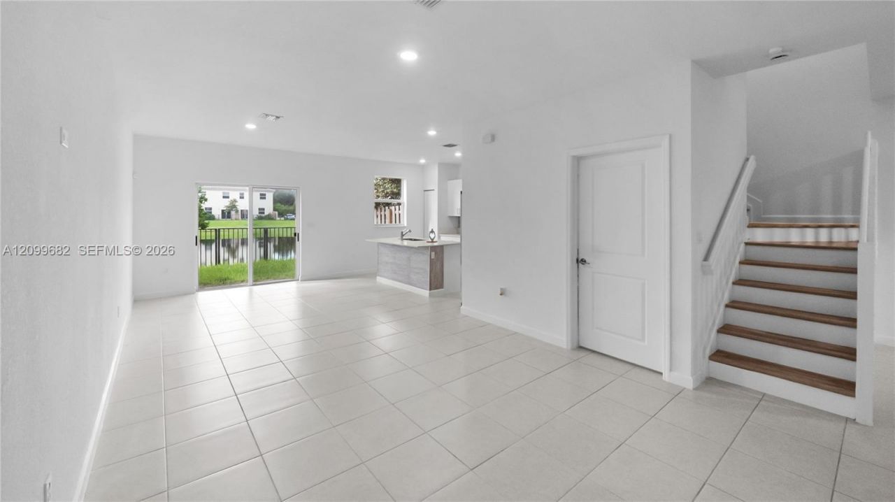 5534 NW 27th Pl , Unit 1, Lauderhill, FL 33313 Photo