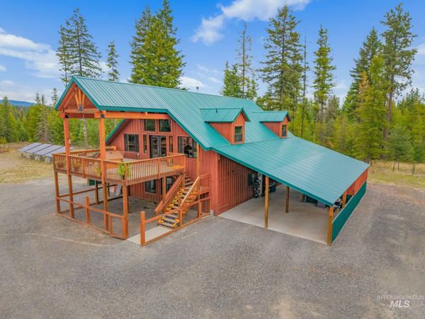 3989 E Mountain Rd., Anatone, WA 99401