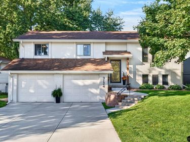 3124 S 160th Avenue, Omaha, NE 68130