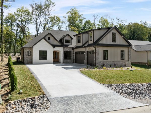212 Chatuga Way, Loudon, TN 37774