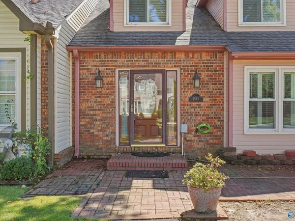 1563 River Bend Place, Decatur, AL 35601