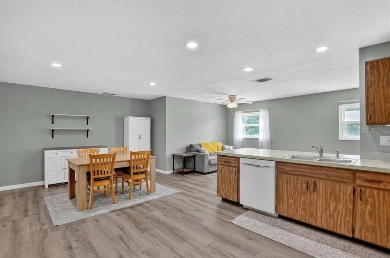 1870 Mova Street, Sarasota, FL 34231 Photo