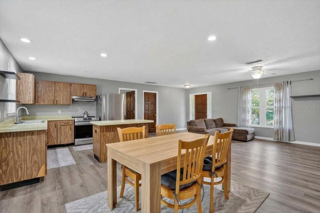 1870 Mova Street, Sarasota, FL 34231 Photo