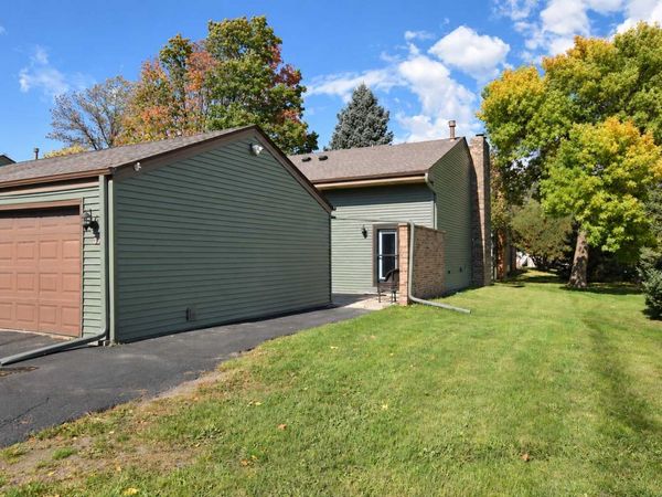 37 Marie Avenue E, West Saint Paul, MN 55118