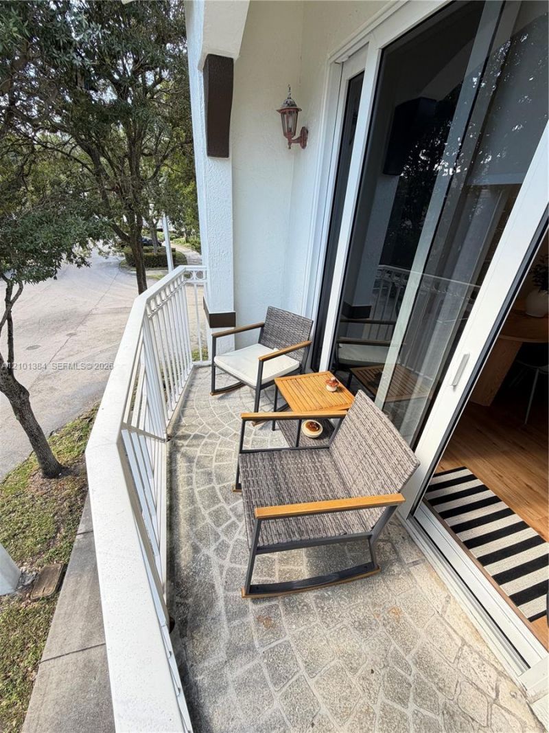 8866 W Flagler St , Unit 207, Miami, FL 33174 Photo