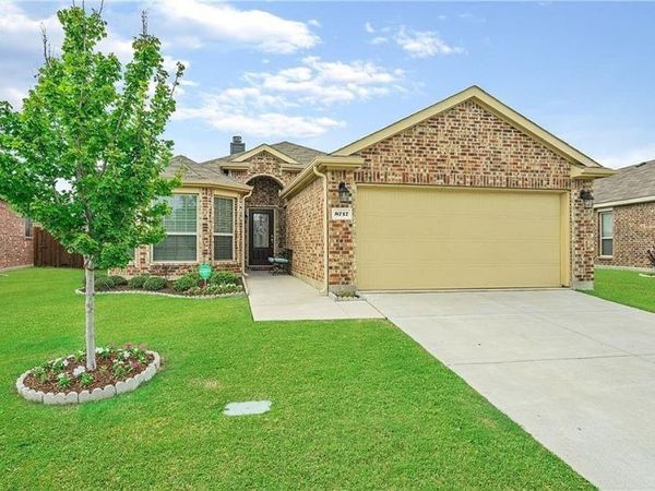 8717 Whirlwind Trail , Aubrey, TX 76227