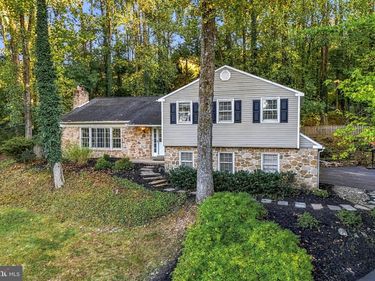 604 HICKORY LANE, BERWYN, PA 19312