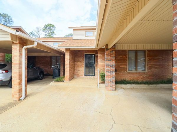 2711 Greenbriar Drive, Jonesboro, AR 72401