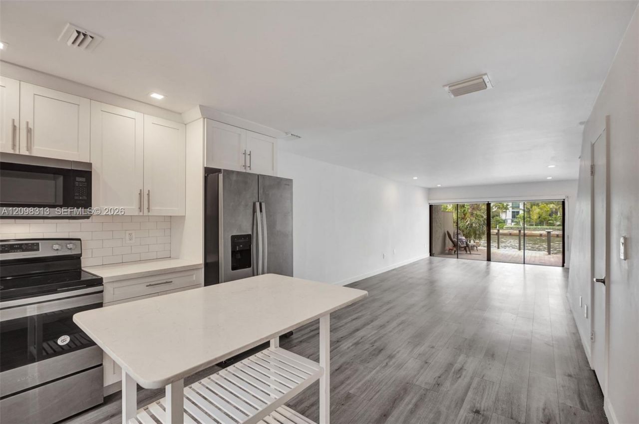 1000 NW N River Dr , Unit 6, Miami, FL 33136 Photo