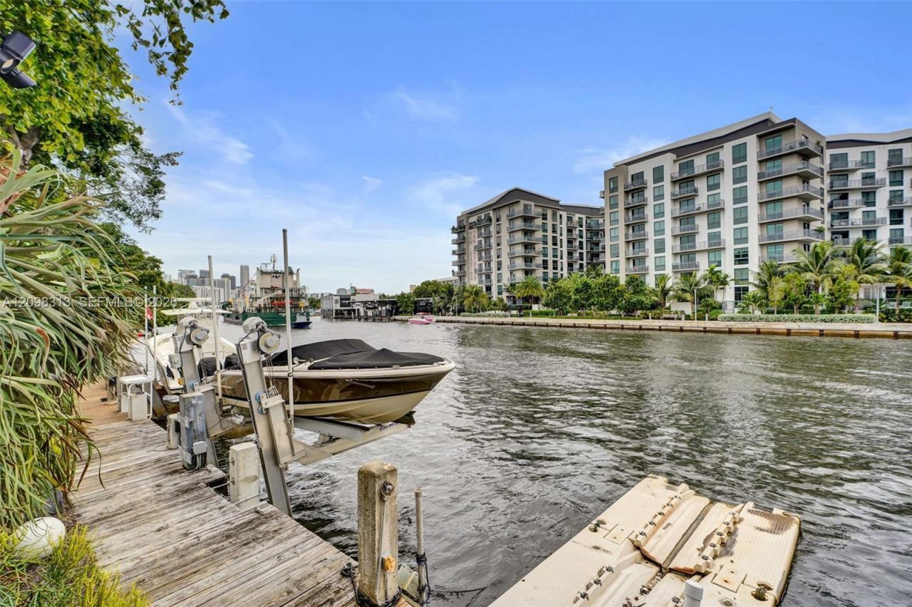 1000 NW N River Dr , Unit 6, Miami, FL 33136 Photo