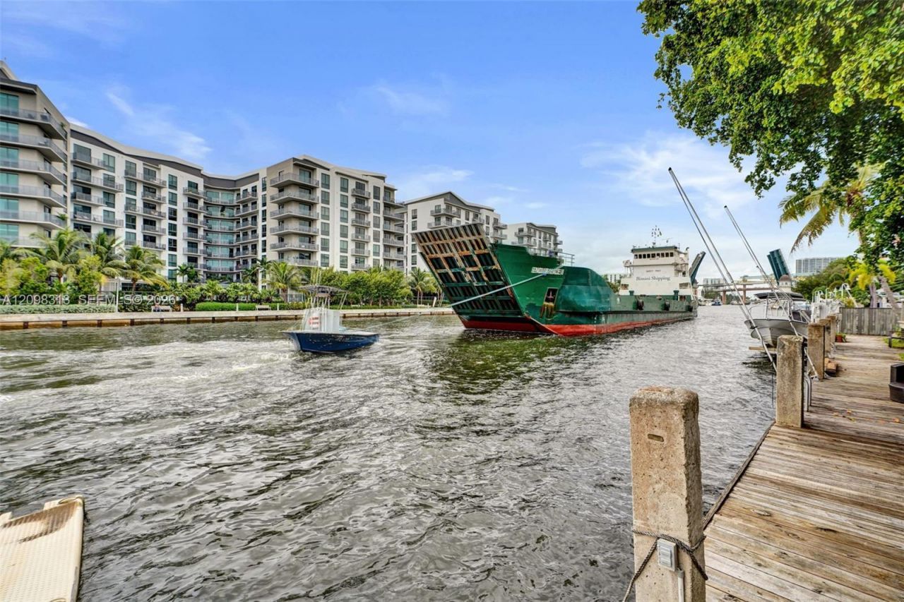 1000 NW N River Dr , Unit 6, Miami, FL 33136 Photo