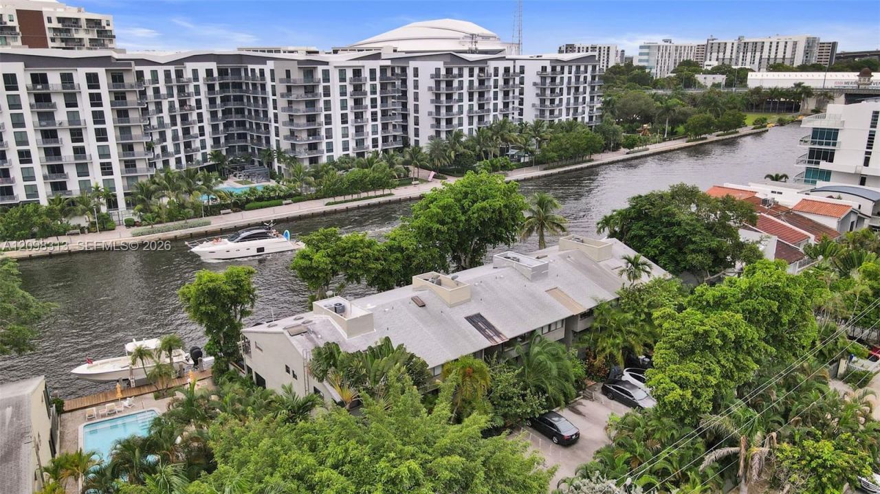 1000 NW N River Dr , Unit 6, Miami, FL 33136 Photo