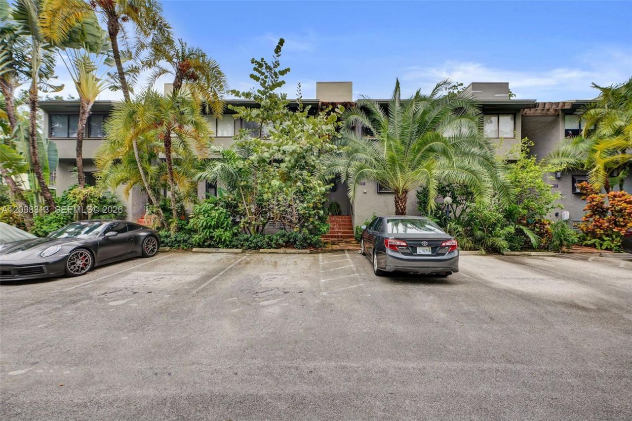 1000 NW N River Dr , Unit 6, Miami, FL 33136 Photo