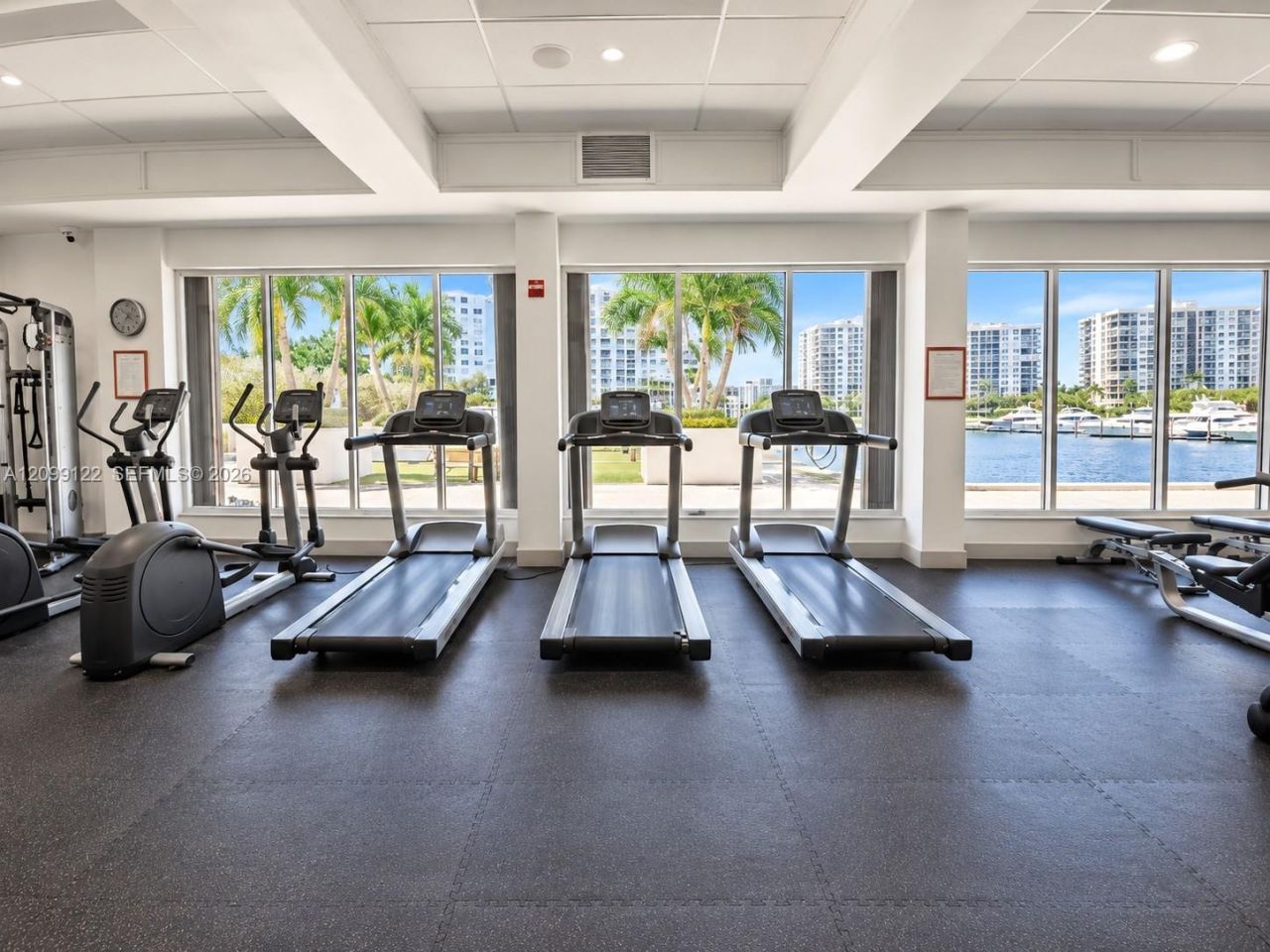2851 NE 183rd St , Unit 905E, Aventura, FL 33160 Photo