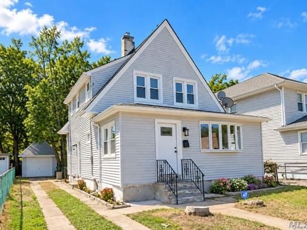 8 Frazier Street , Hempstead, NY 11550