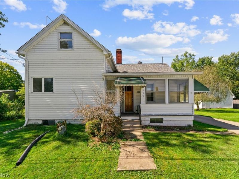 939 2nd Street, Newton Falls, OH 44444 Photo 1