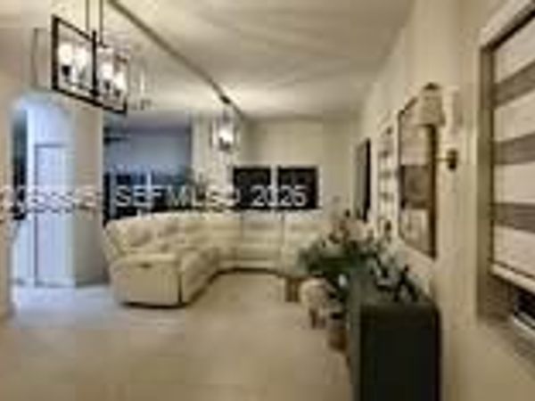 3127 NE 4th St , Homestead, FL 33033