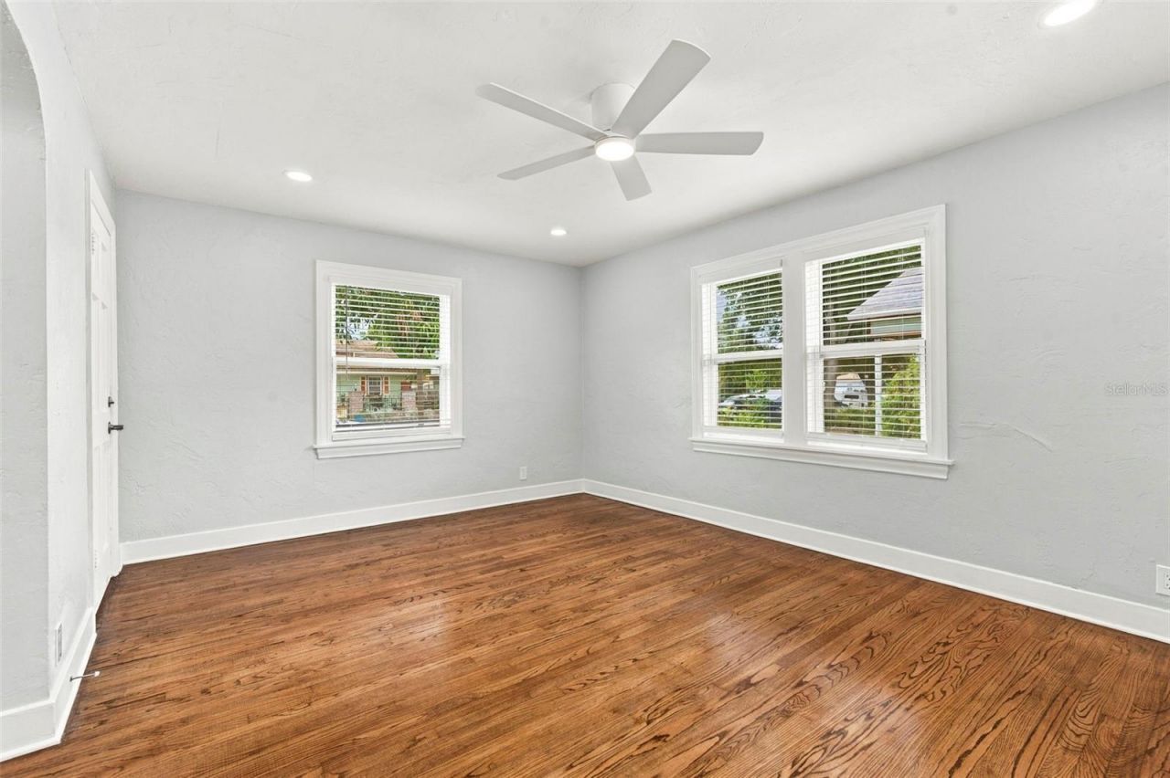 3631 N 4th Avenue N, Saint Petersburg, FL 33713 Photo