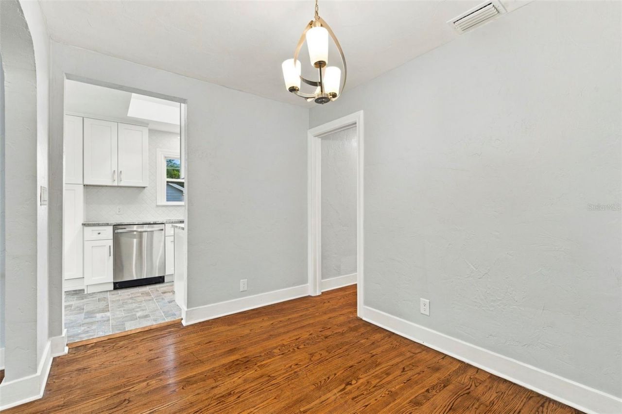3631 N 4th Avenue N, Saint Petersburg, FL 33713 Photo