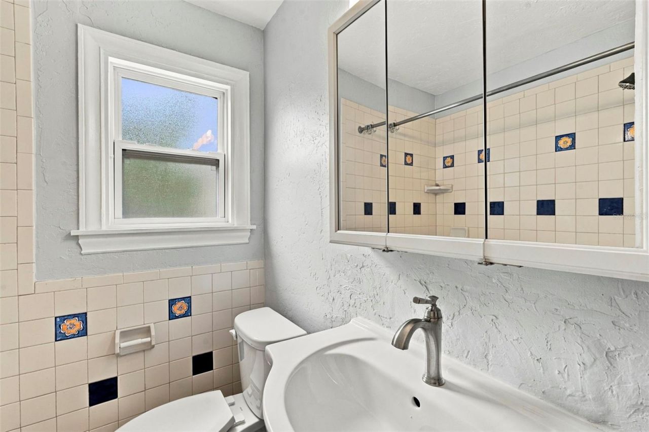 3631 N 4th Avenue N, Saint Petersburg, FL 33713 Photo