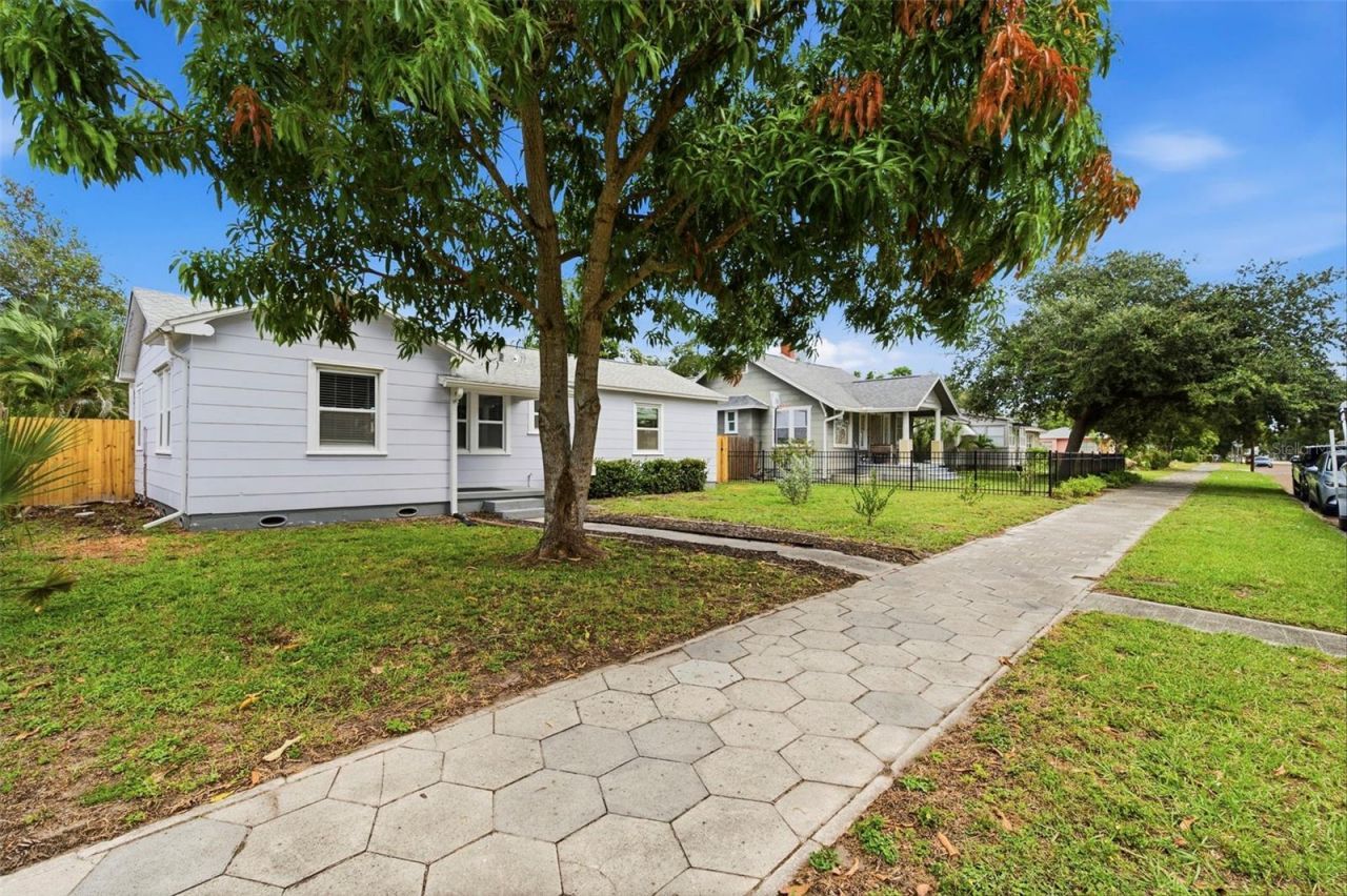 3631 N 4th Avenue N, Saint Petersburg, FL 33713 Photo
