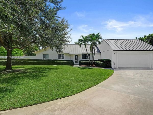 12990 SW 190th St , Miami, FL 33177