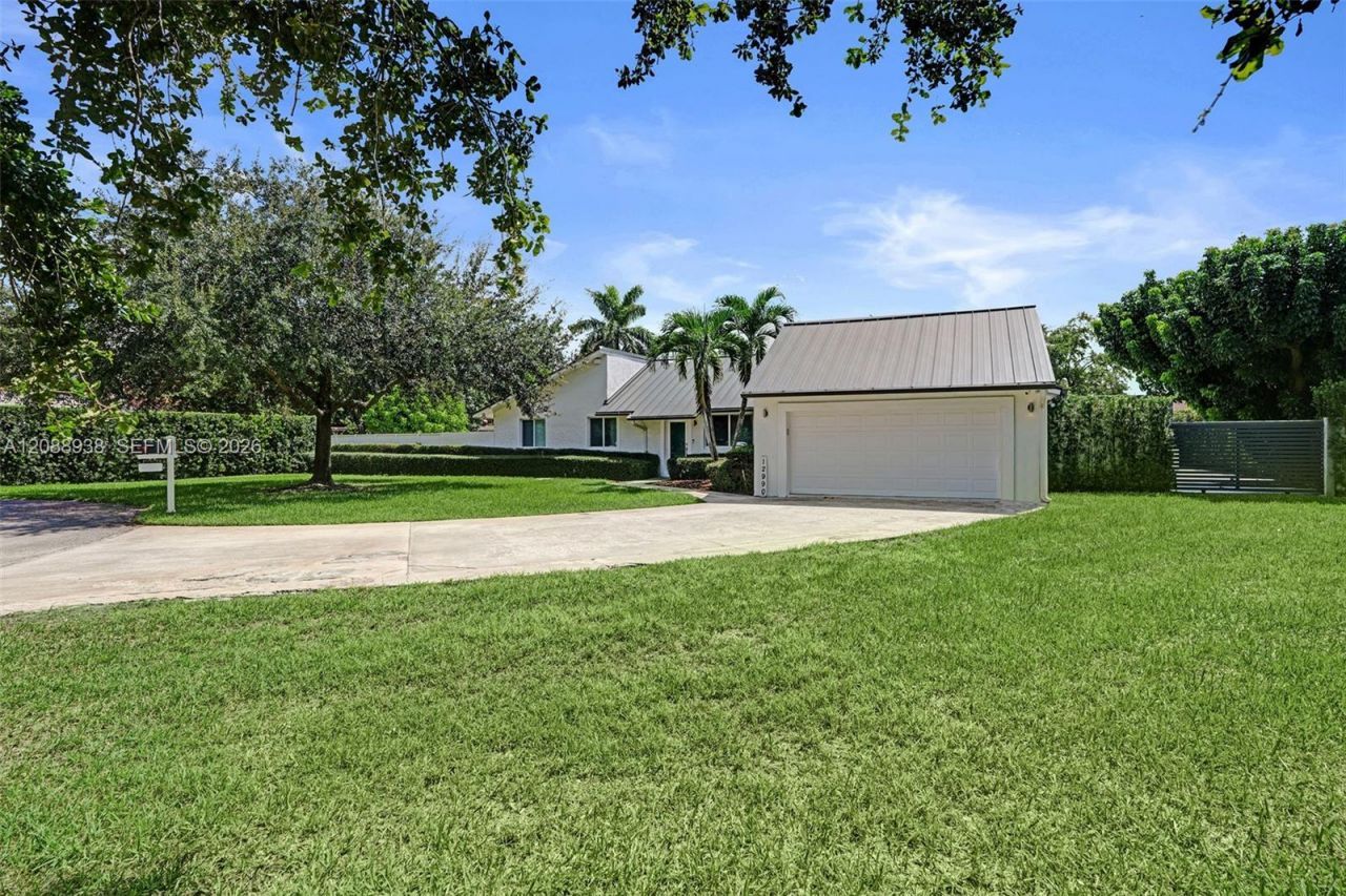 12990 SW 190th St , Miami, FL 33177 Photo