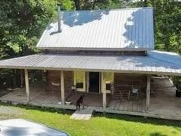 182 Hillbilly Lane, Crawford, TN 38554