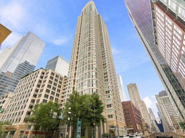 345 N La Salle Street , Unit 1803, Chicago, IL 60654