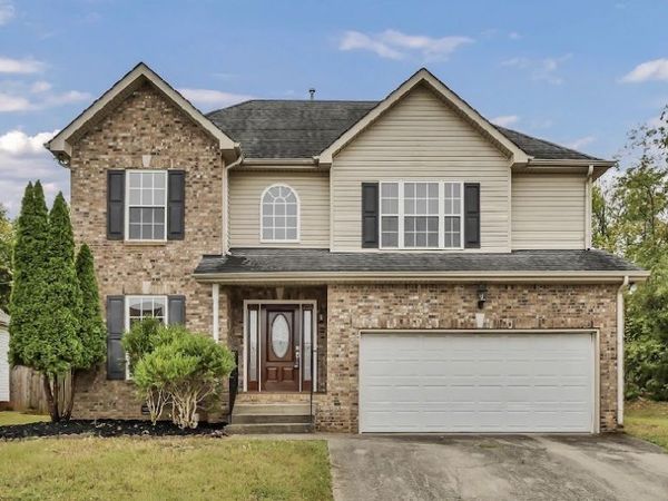 180 Cloe Ct , Clarksville, TN 37042