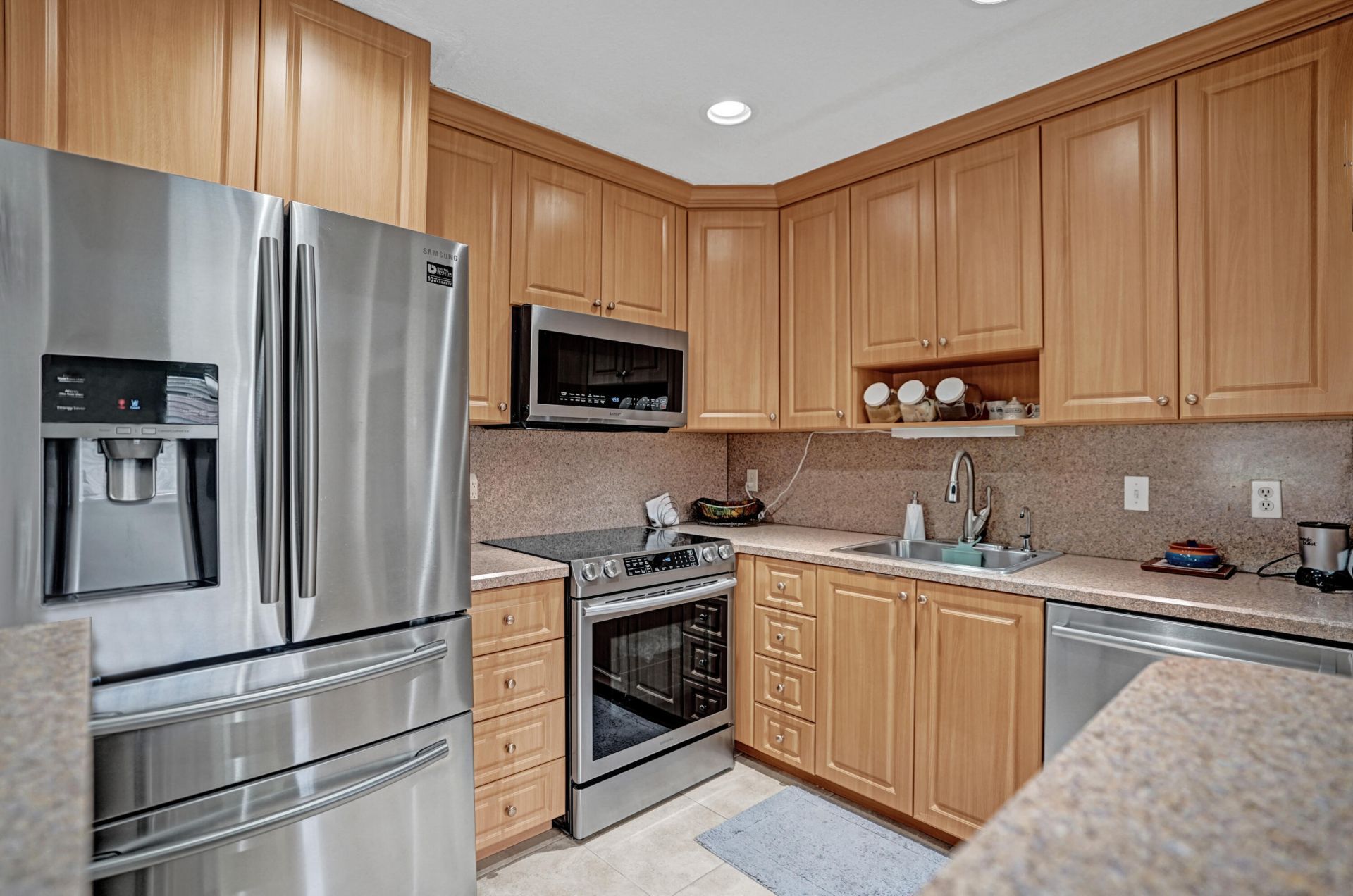 338 Seville O, Delray Beach, FL 33446 Photo
