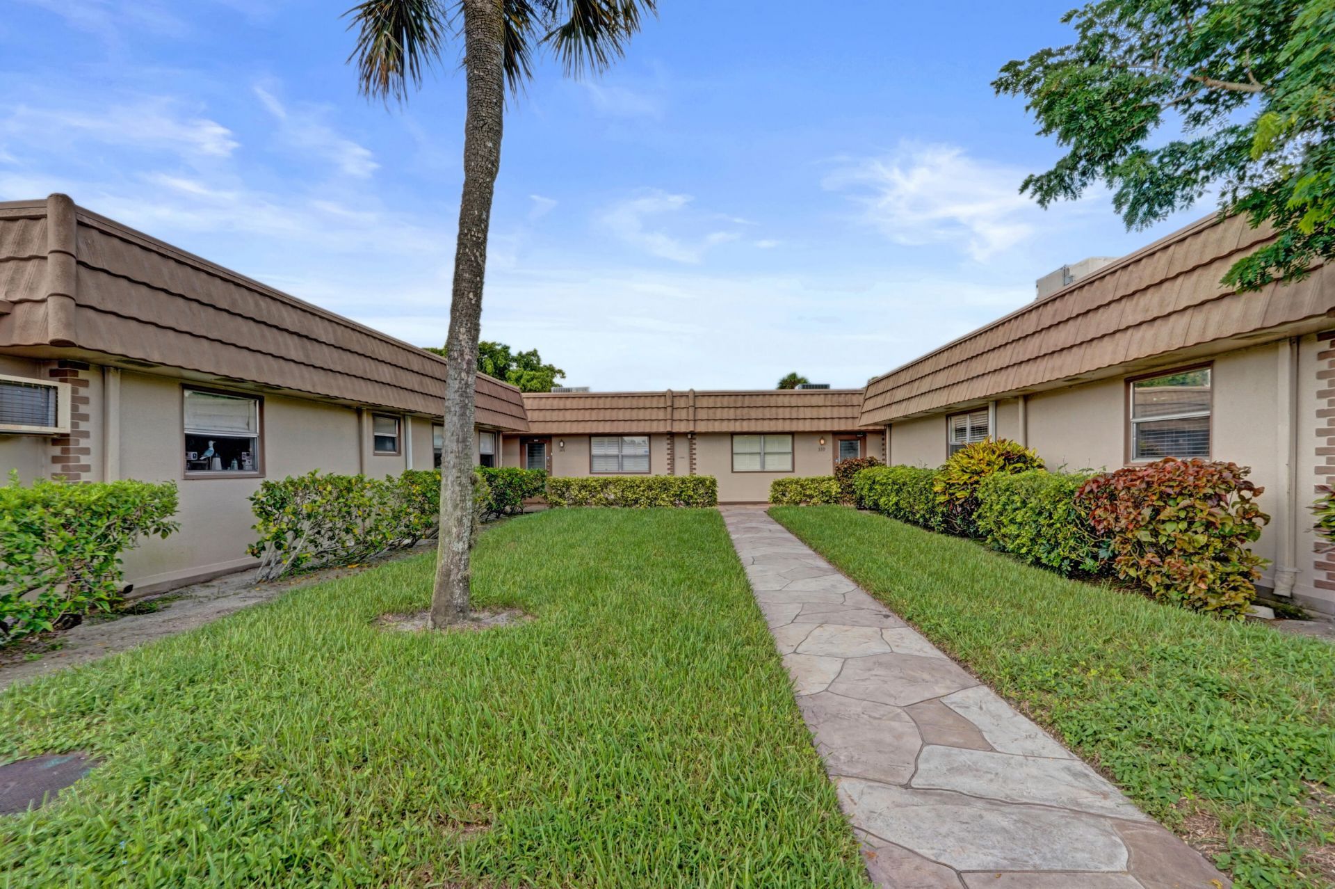 338 Seville O, Delray Beach, FL 33446 Photo